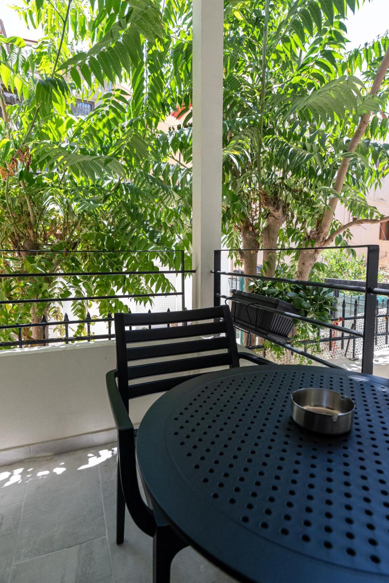 Asklipiou Cube - Kalamata Mediterranean Suites Exterior foto