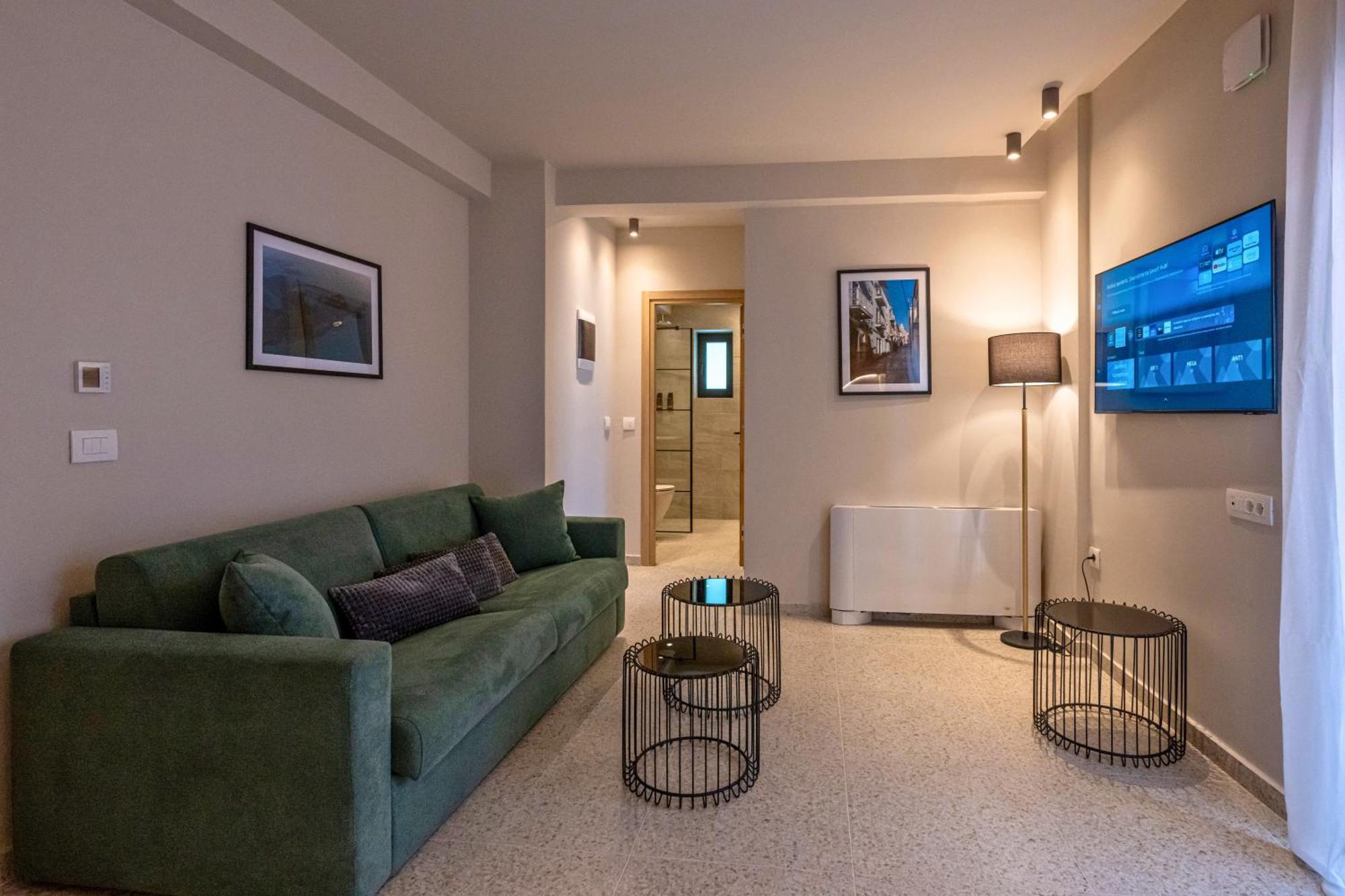 Asklipiou Cube - Kalamata Mediterranean Suites Exterior foto